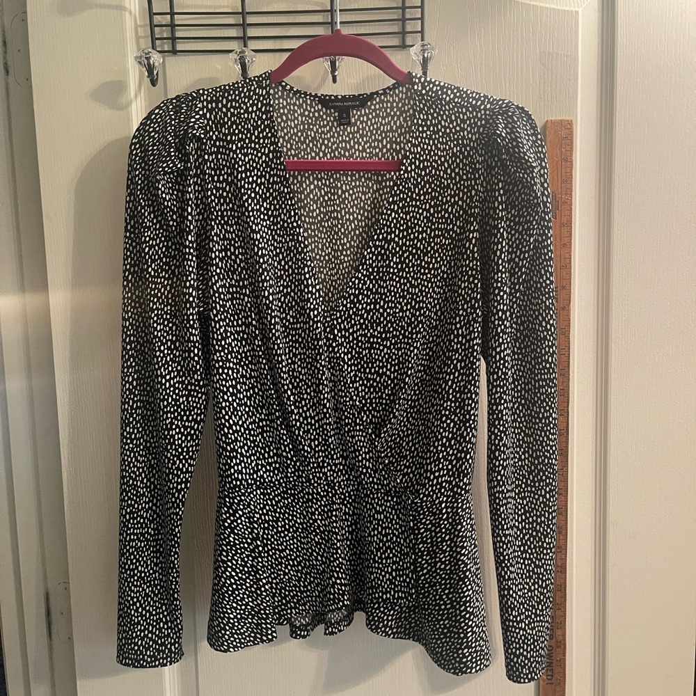 Banana Republic Black and White Blouse